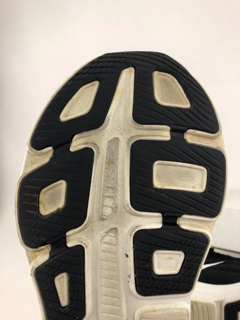 Hoka One One Bondi 9 Road Running Shoes 9 D